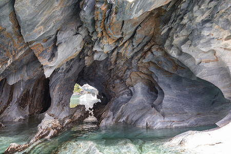 智利巴塔哥尼亚卡雷拉将军湖上寻常的大理石洞穴南方之行背景图片