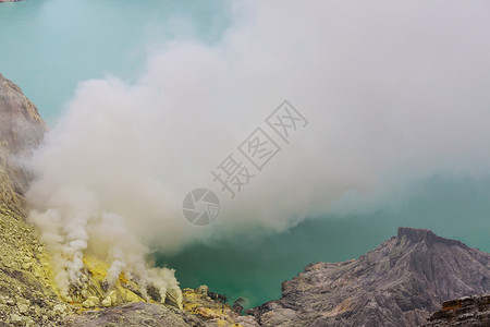 刚果熔岩火口湖印尼爪哇火山火山口的湖泊背景