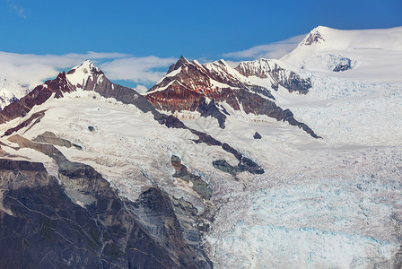 艾格尔峰来自阿拉斯加多诺霍峰的景色背景