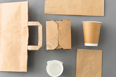包装,回收饮食次纸容器的外卖食品,咖啡杯袋子灰色背景次纸外卖食品包装材料图片