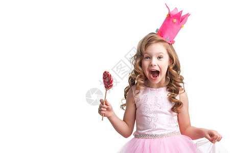 美丽的糖果公主女孩皇冠上着大粉红色的心棒棒糖尖叫孤立白色糖果公主女孩图片