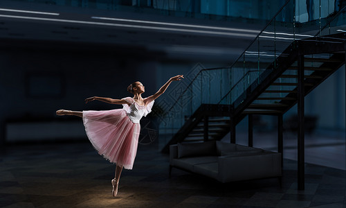 ps裙楼素材芭蕾舞女穿着粉红色连衣裙跳舞梦想成为芭蕾舞背景