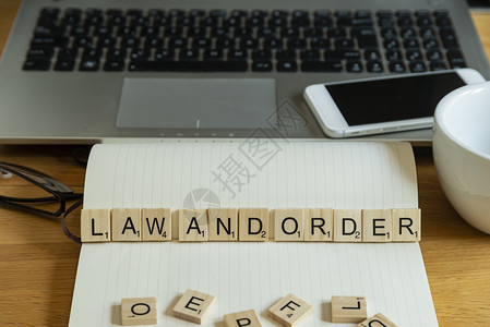 关键字法律秩序木制瓷砖字母个人主页笔记本电脑,笔记本配件背景图片
