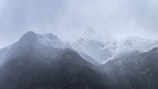 弗鲁赫特诺滕旅行特雷凡高清图片