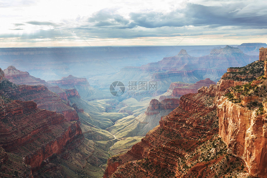 美国亚利桑那州大峡谷的风景如画美丽的自然背景图片