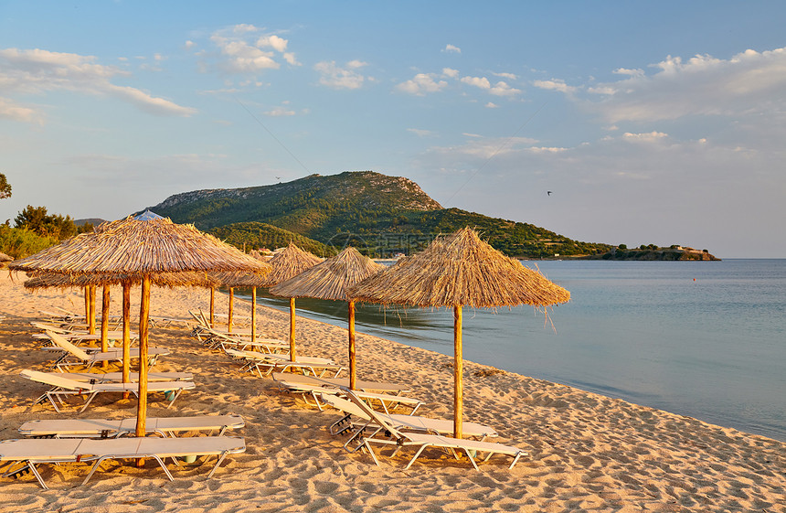 希腊西索尼亚托罗尼美丽的海滩图片