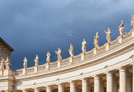 彼得广场的细节,柱雕塑梵蒂冈背景图片