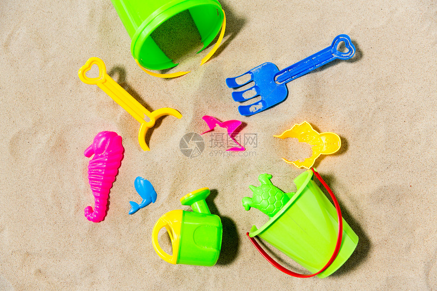 童夏天的沙滩玩具套件沙滩玩具套件夏季海滩图片