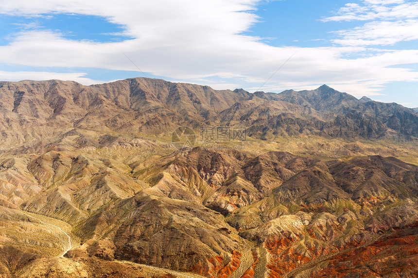 景观自然直升机上俯瞰大峡谷山脉直升机上俯瞰大峡谷图片