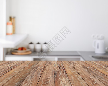 白色厨房模糊内部空木板与模糊的厨房背景用木板模糊的厨房背景背景