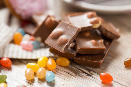 食物,糖果健康的饮食果冻豆糖巧克力桌子上把滴糖巧克力放桌子上图片