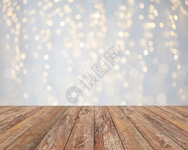 假日空木桌子与诞节金色灯光背景空木桌子诞金光图片