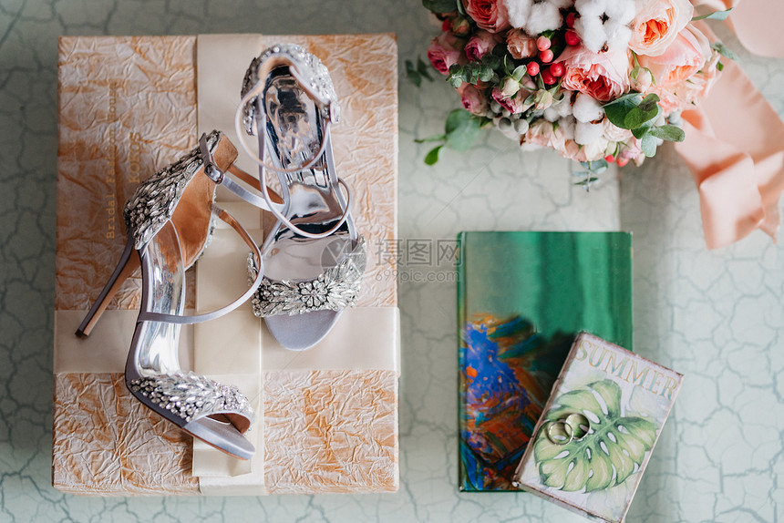 新娘的结婚鞋,美丽的时尚图片