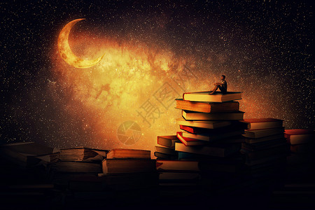 看书月亮男孩独自坐堆书上,看着新月神奇的夜景寻找知识的背景