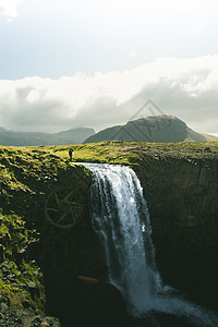 冰岛的瀑布图片