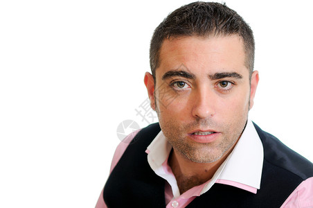 个成功的商人穿着白色背景的背心粉红色衬衫图片