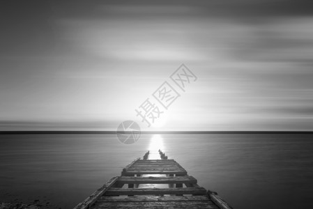美丽的黑白日落景观图像舰队泻湖多塞特英国图片