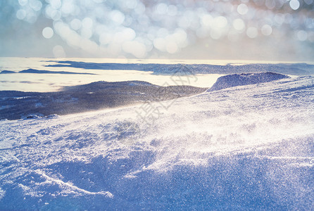 冬季诞背景的山脉景观图片