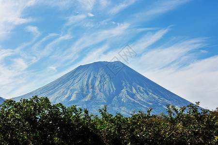 尼加拉瓜的火山山脉景观高清图片
