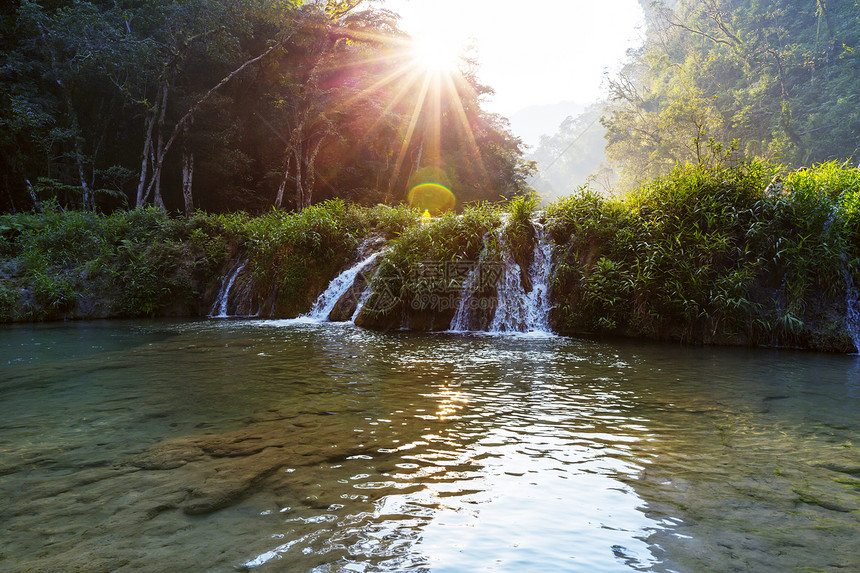 美丽的天然游泳池SEMUCChampey,兰金,危地马拉,洲图片