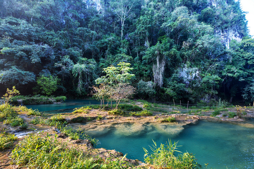 美丽的天然游泳池SEMUCChampey,兰金,危地马拉,洲图片