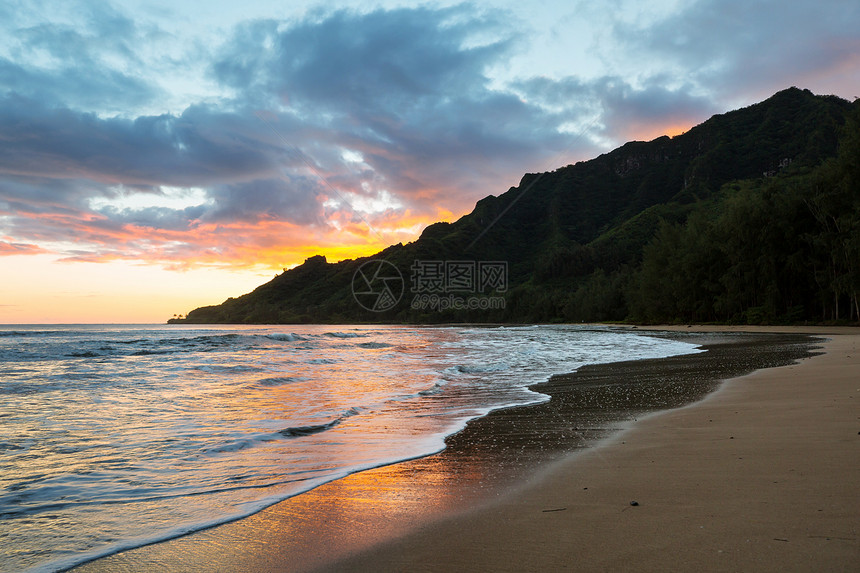 夏威夷海滩神奇的夏威夷海滩图片