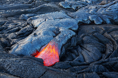 活火山夏威夷大岛上的基拉韦亚活火山图片