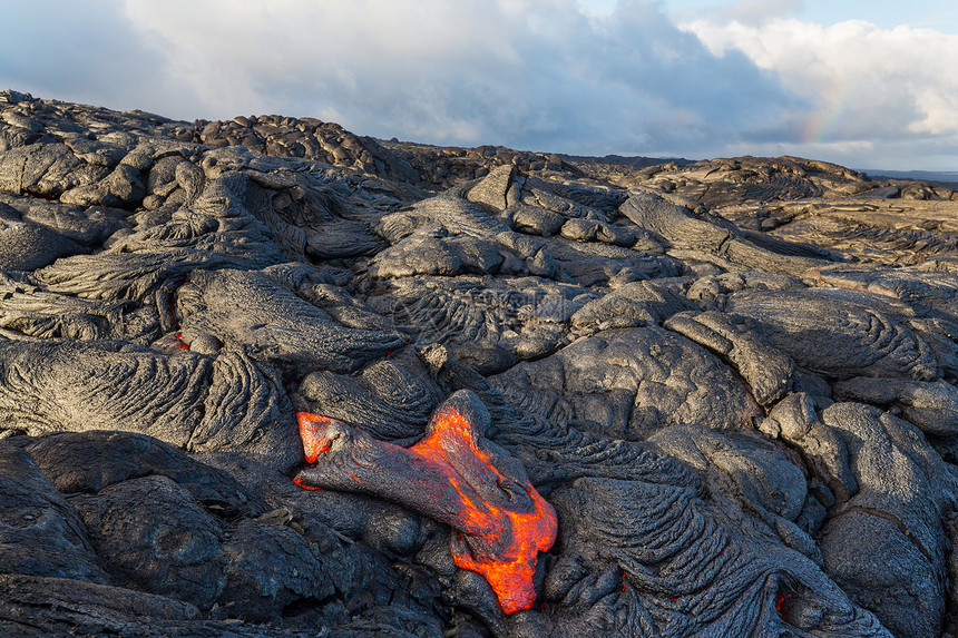 活火山夏威夷大岛上的基拉韦亚活火山图片