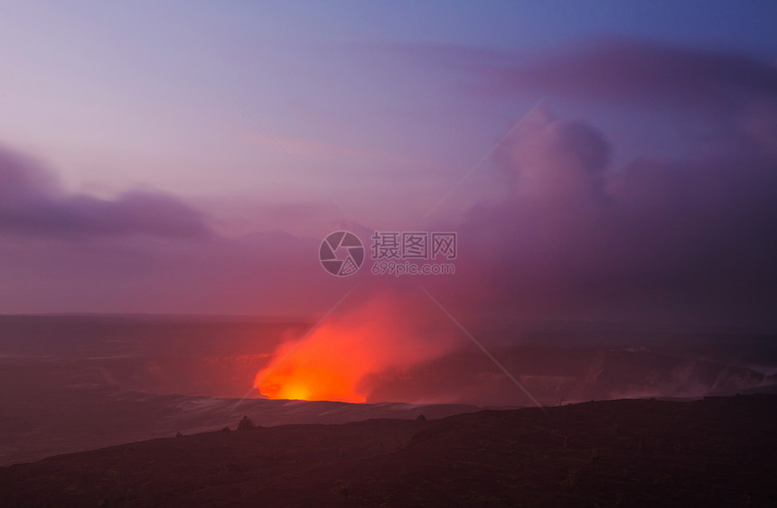 活火山夏威夷大岛上的基拉韦亚活火山图片