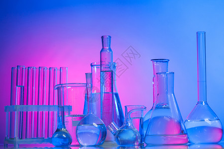 化学医学实验室璃用于研究静物实验室璃光中图片