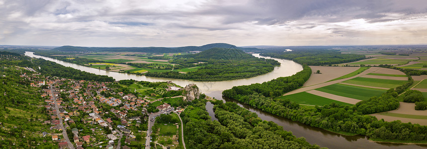 德文河历史的边境高清图片