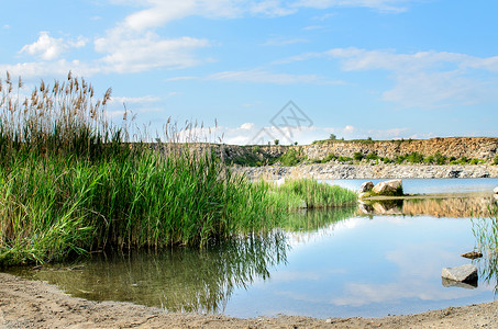 用瀑布淹没工业花岗岩生涯背景图片