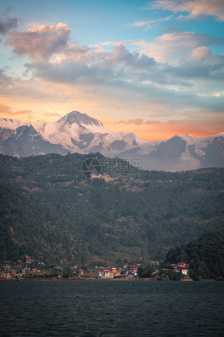 尼泊尔喜马拉雅山山的观点,尼泊尔,亚洲图片