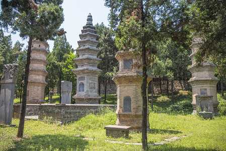 少林寺的森林宝塔中国少林寺的森林宝塔图片