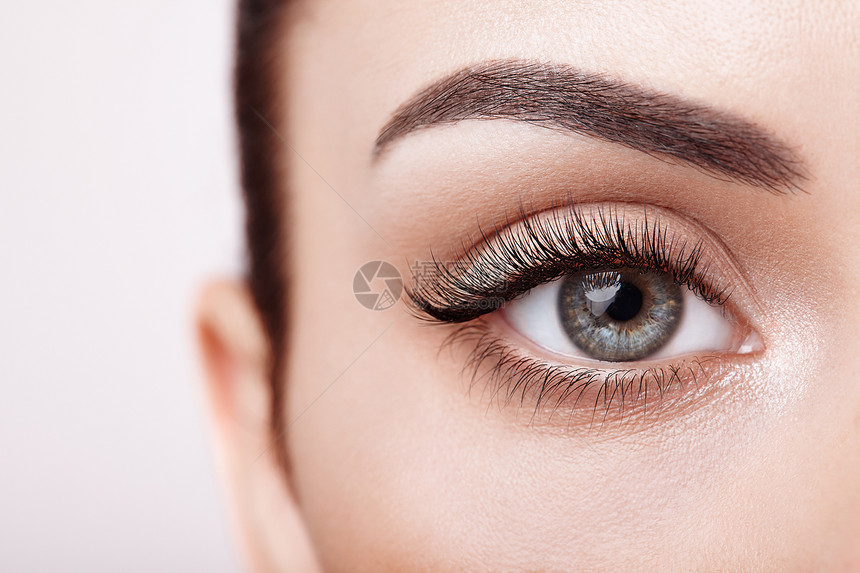 女眼睛极长的假睫毛睫毛扩展化妆,化妆品,美容,图片
