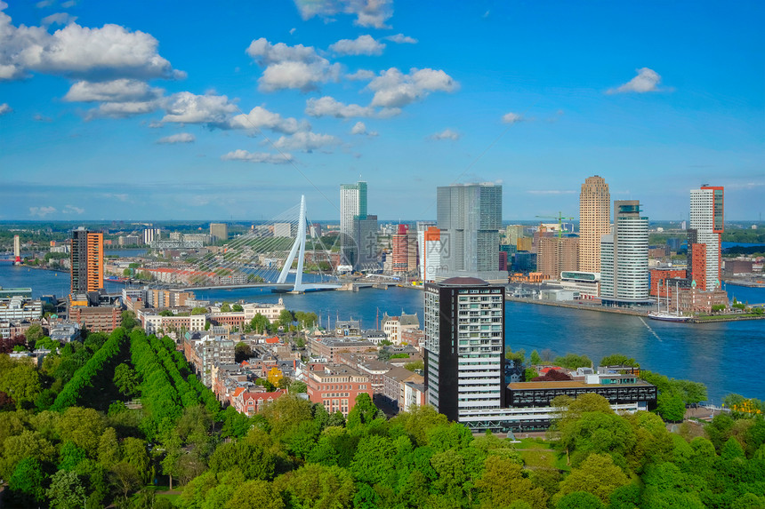 鹿特丹市伊拉斯谟大桥的,伊拉斯谟布尼乌韦马斯河上,埃马斯特鹿特丹市伊拉斯谟桥的景色图片