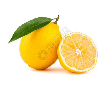 黄色柠檬,白色背景上分离切片黄色柠檬,切片分离图片