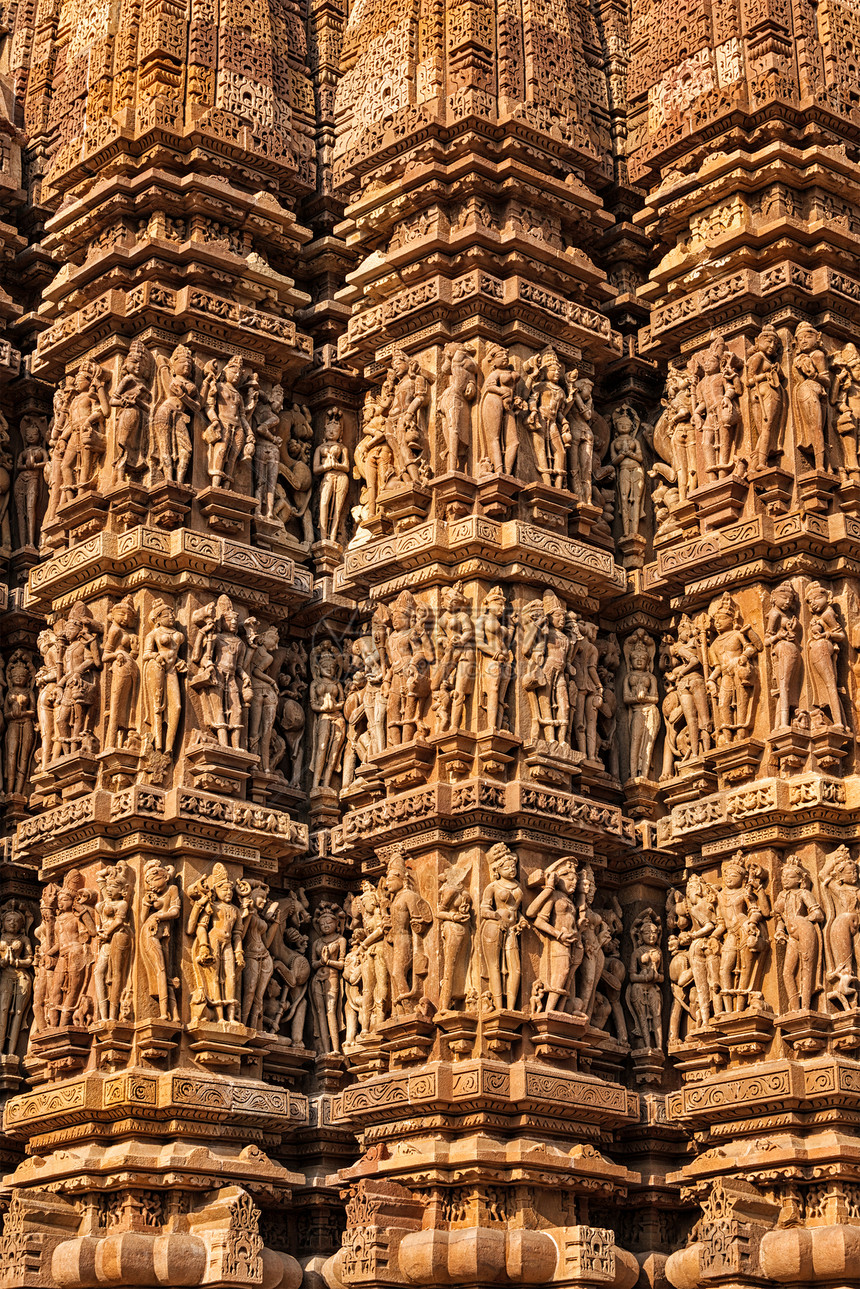 著名的石雕雕塑,坎达里亚马哈德夫寺庙,卡朱拉霍,印度联合国教科文世界遗产网站著名的卡朱拉霍石刻雕塑图片