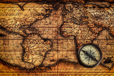 旅行地理导航背景古老的复古指南针古代世界古上的老式指南针图片