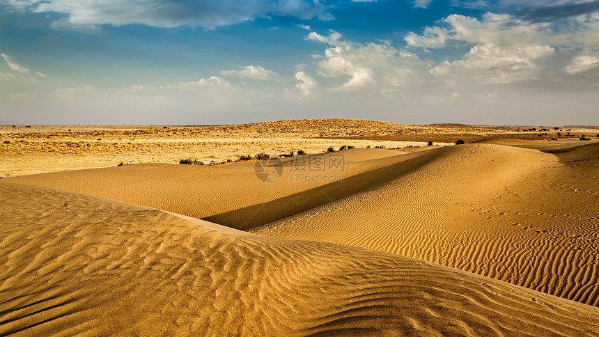 塔尔沙漠沙丘全景萨姆沙丘,拉贾斯坦邦,印度印度拉贾斯坦邦塔尔沙漠沙丘图片
