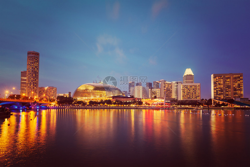 新加坡城市景观之夜图片