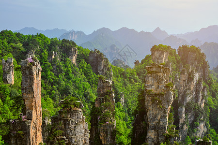 中国著名的旅游景点张家界石柱崖山日落湖南武陵源张家界山脉,中国图片