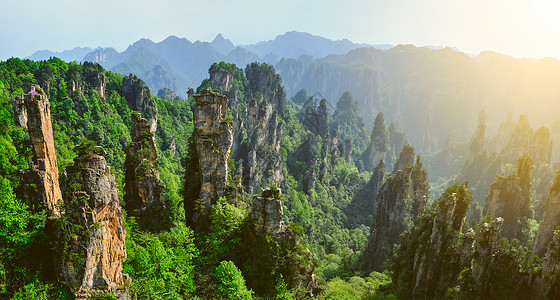 中国著名旅游景点全景张家界石柱悬崖山日落湖南武陵源张家界山脉,中国图片