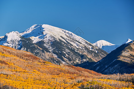 秋季景观基伯尔科罗拉多岩石山,美国图片