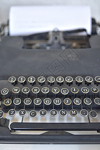 旧打字机的详细信息图片