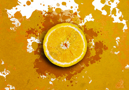 清爽的果汁白色背景上半的新鲜橙色图片