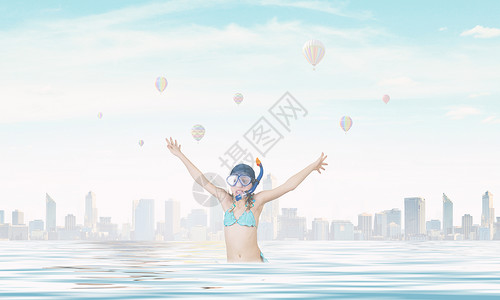伟大的暑假戴着潜水具的女孩水里跳图片
