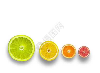 多汁的水果白色背景下多汁水果的半图片