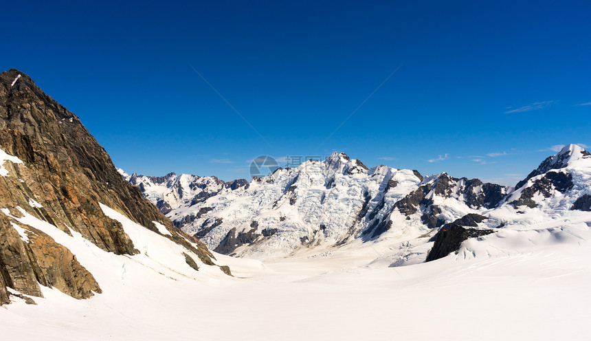 雪山山景图片