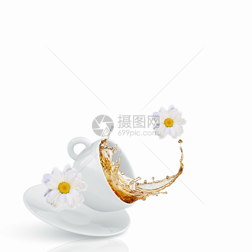 杯茶白色背景的白色洋甘菊茶图片